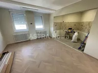 Beograd, Novi Beograd, Blok 12 - YUBC | 4zida.rs | 4zida.rs