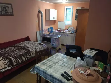 Srednji Breg | 4zida.rs