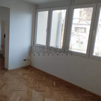 Prvomajska | 4zida.rs