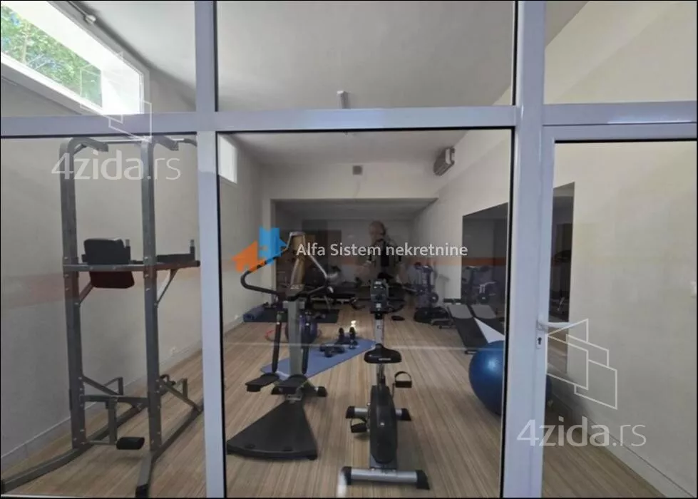 Petosoban stan | 4zida