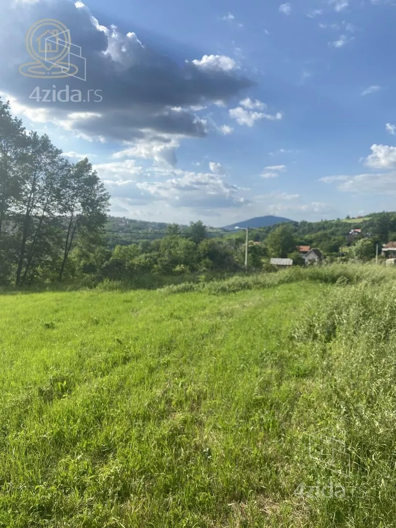 Plac | 4zida
