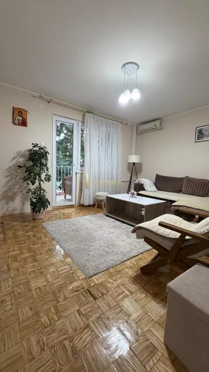 Železnička stanica | 4zida.rs