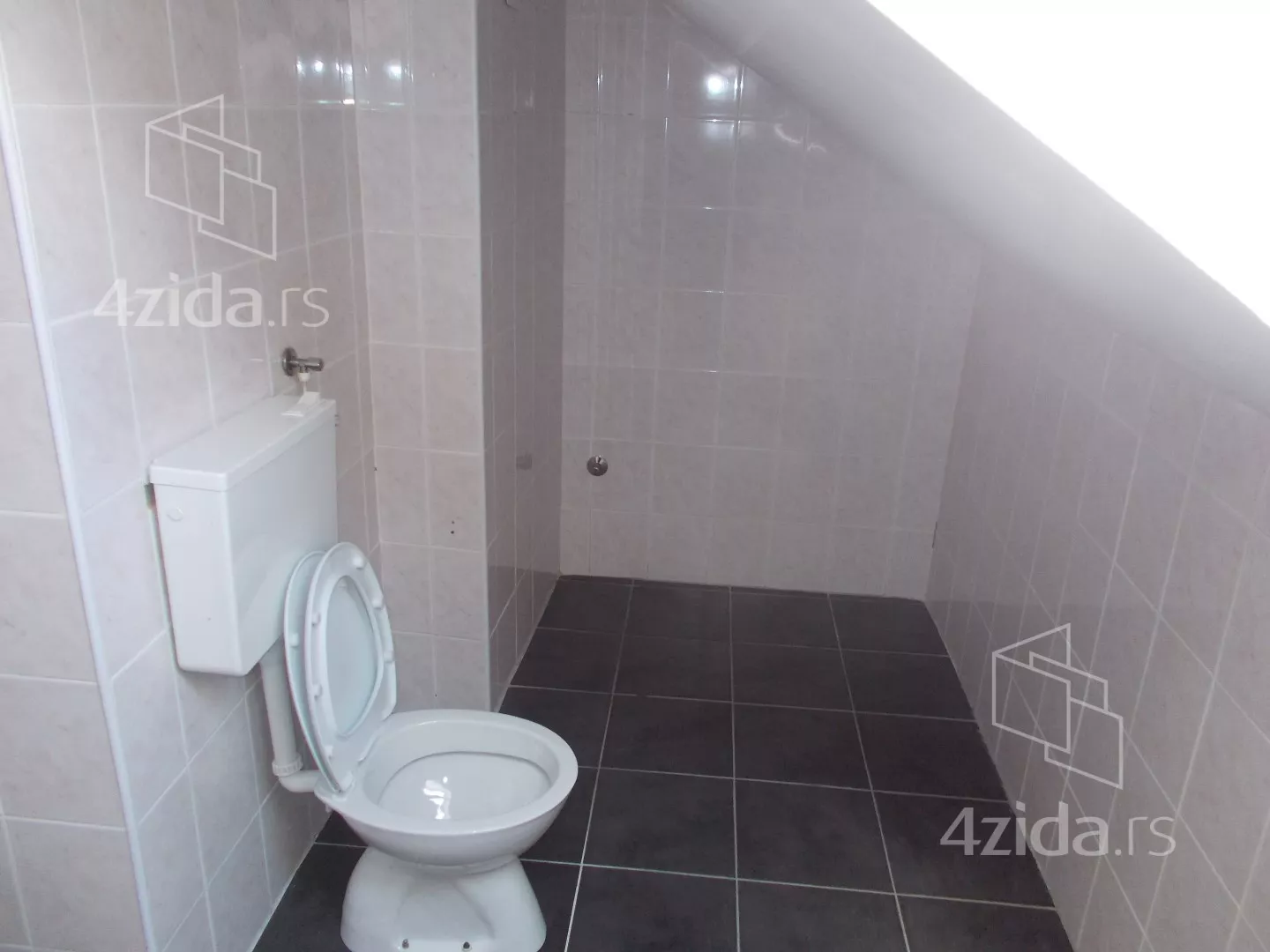 Šestosoban stan | 4zida