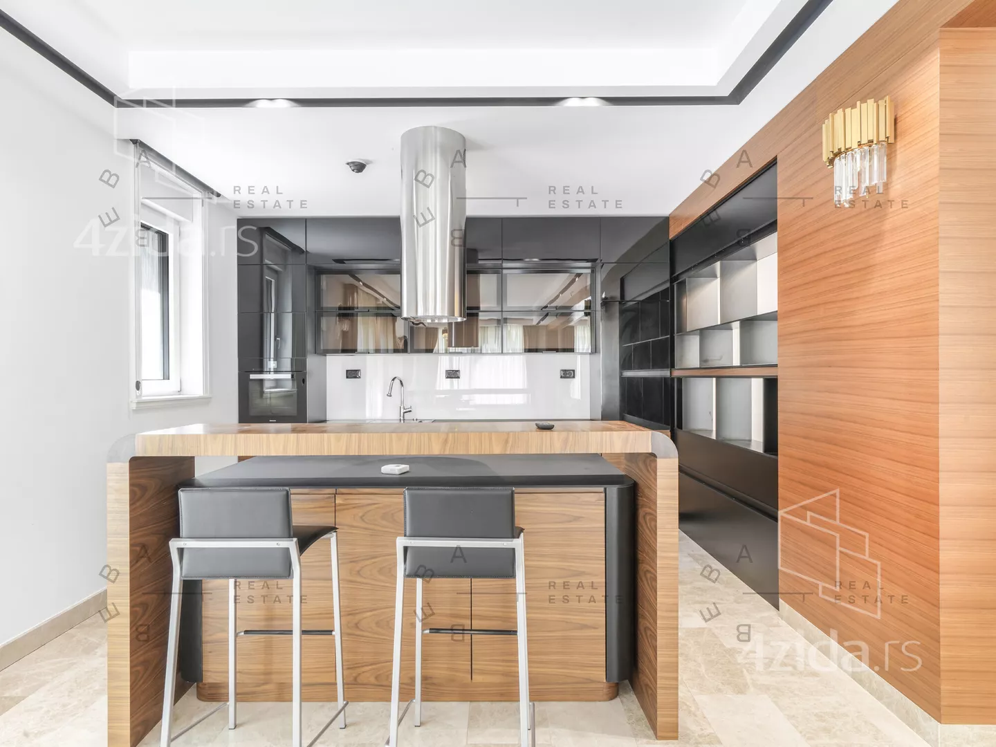 Petosoban stan | 4zida