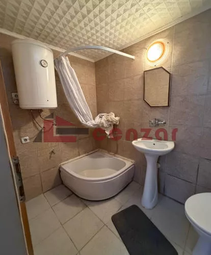 Teslino Naselje | 4zida.rs