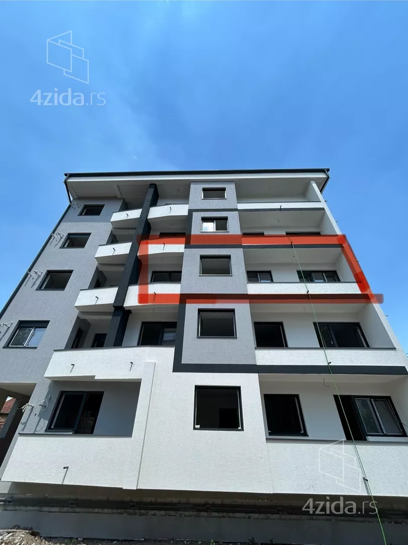 Troiposoban stan | 4zida