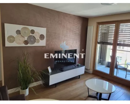 Vojislava Nanovića | 4zida.rs