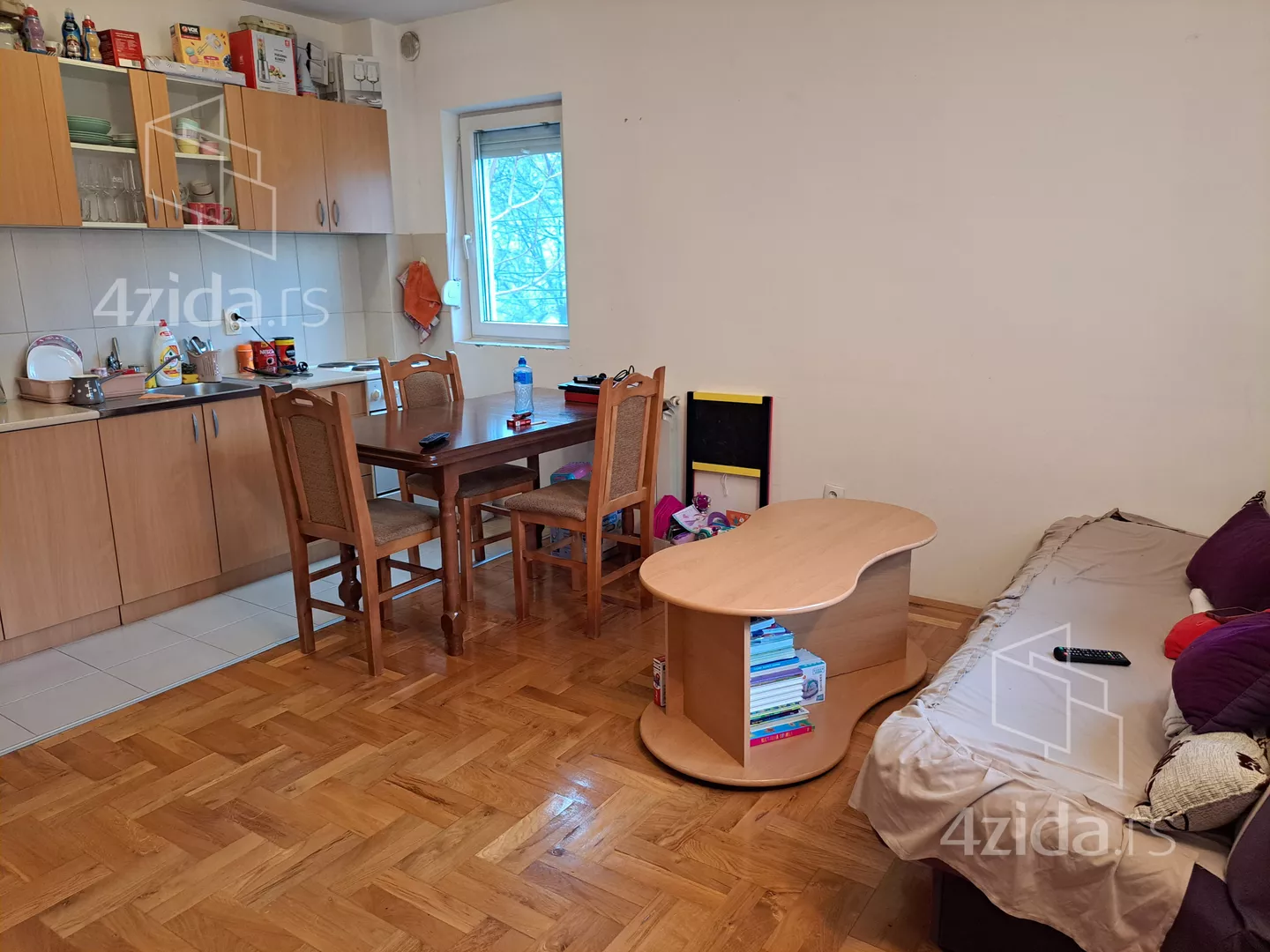 Jednoiposoban stan | 4zida