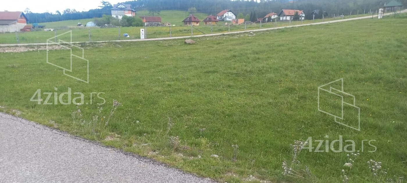 Građevinsko zemljište | 4zida