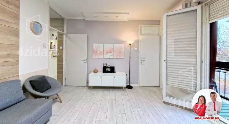 Jednoiposoban stan | 4zida