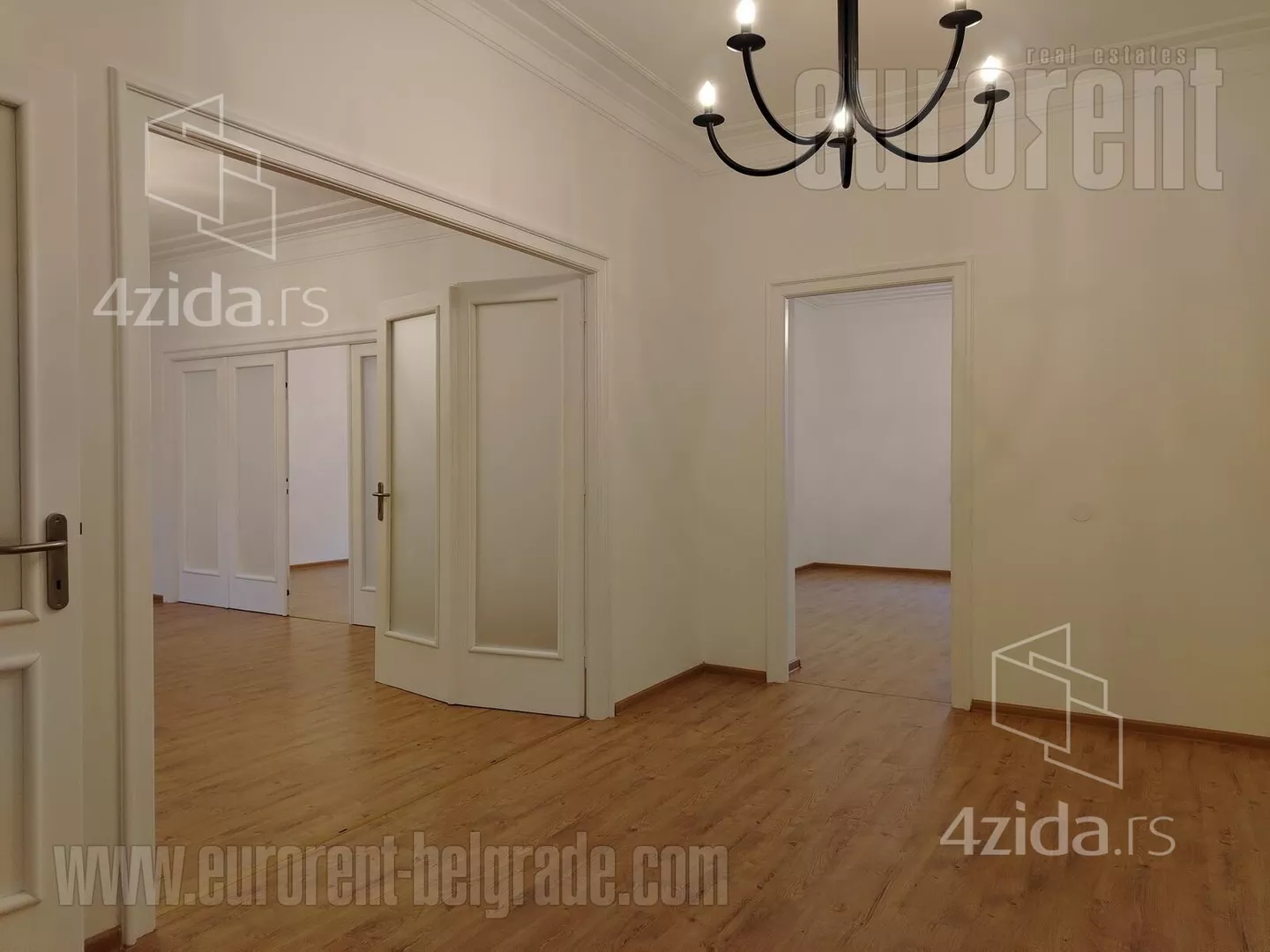 Petosoban stan | 4zida