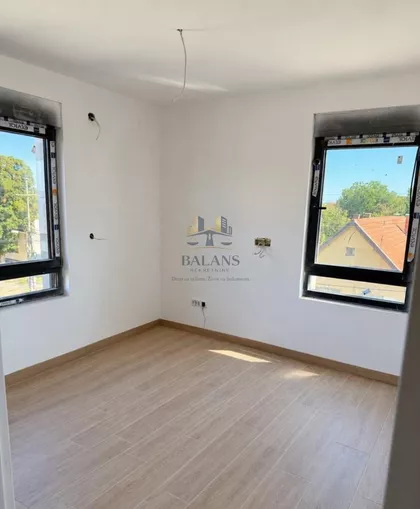 Batajnica | 4zida.rs