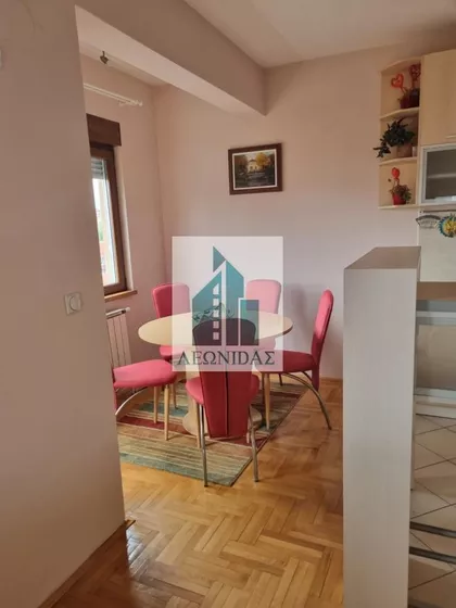 Crveni Pevac | 4zida.rs