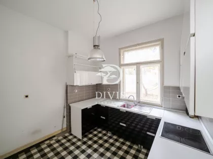 Kralja Vukašina bb | 4zida.rs