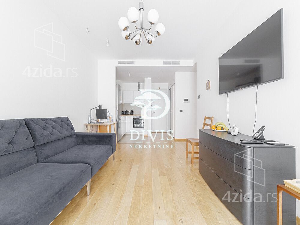 Dvoiposoban stan na prodaju, Venizelosova bb, 350.000€, 78m²