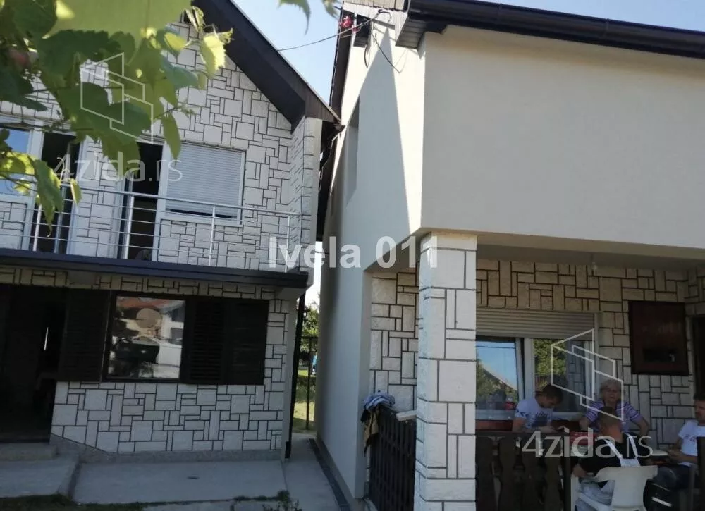 Kuća | 4zida