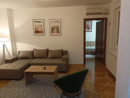 Branimira Ćosića 23 | 4zida.rs