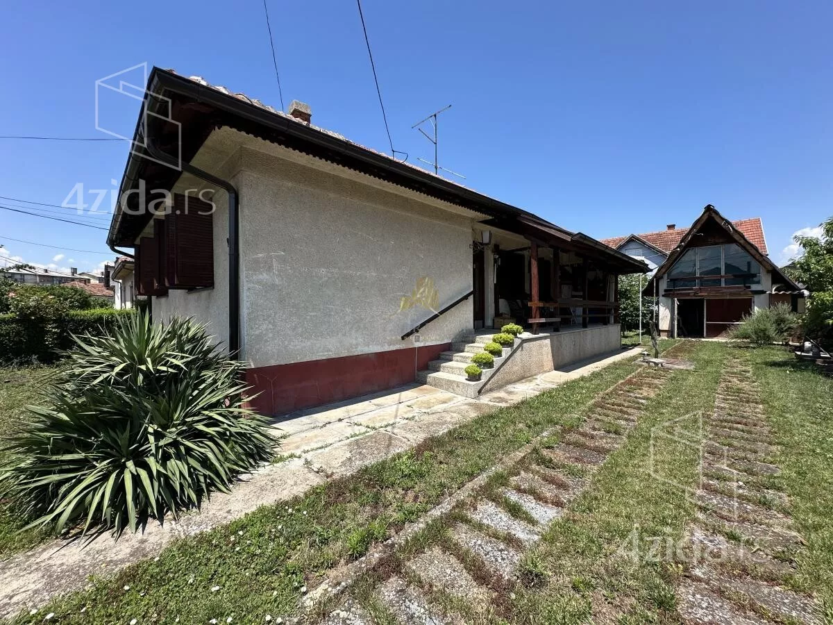 Kuća | 4zida