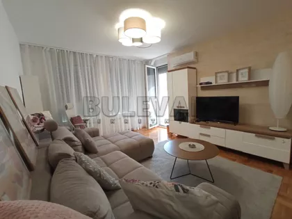 Bulevar Nemanjića | 4zida.rs