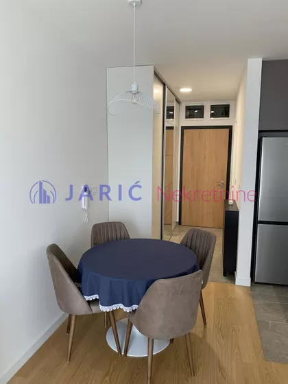 Tošin Bunar | 4zida.rs