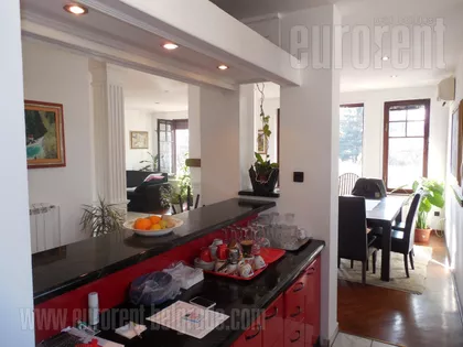 ZEMUN GORNJI GRAD | 4zida.rs