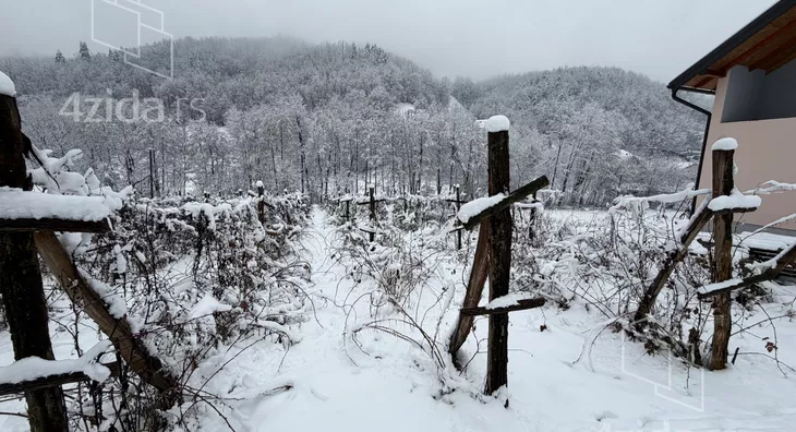 Građevinsko zemljište | 4zida