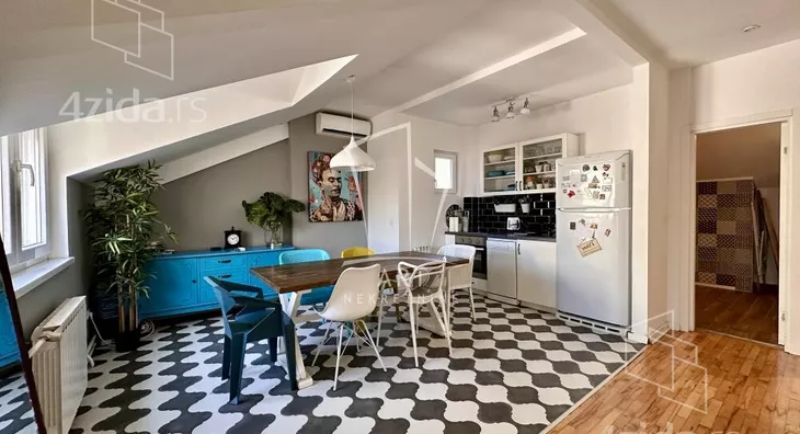 Šestosoban stan | 4zida