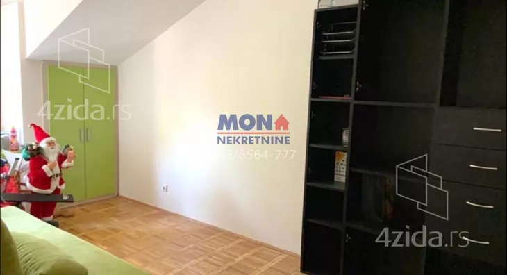 Šestosoban stan | 4zida