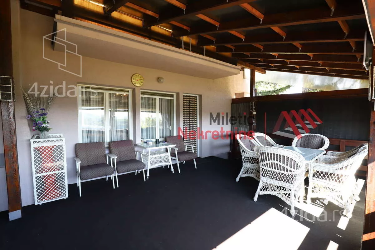 3-etažna kuća | 4zida