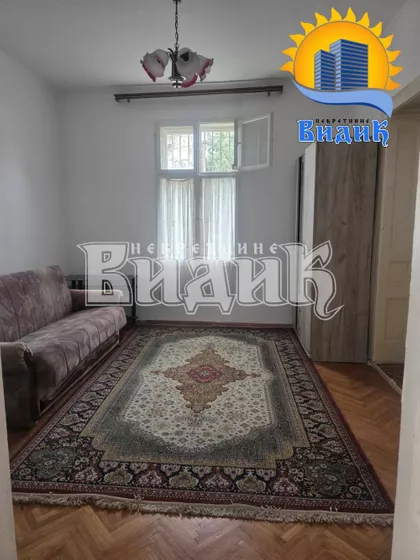 Lamartinova | 4zida.rs