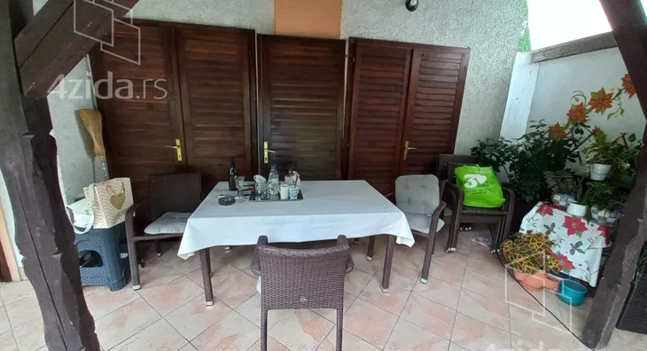 3-etažna kuća | 4zida