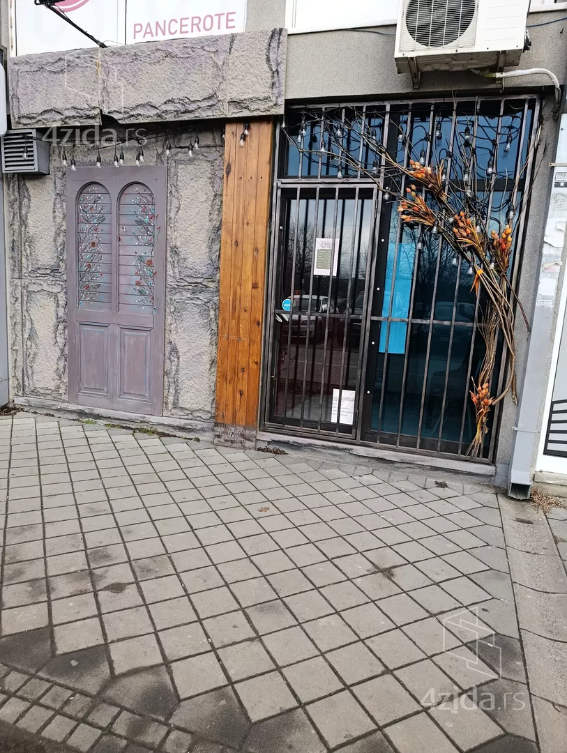 Poslovni prostor | 4zida