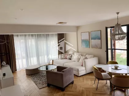 Zeleni Venac | 4zida.rs