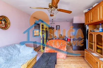 Đure Strugara | 4zida.rs