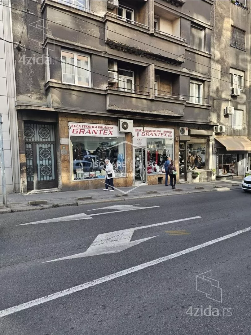 Poslovni prostor | 4zida
