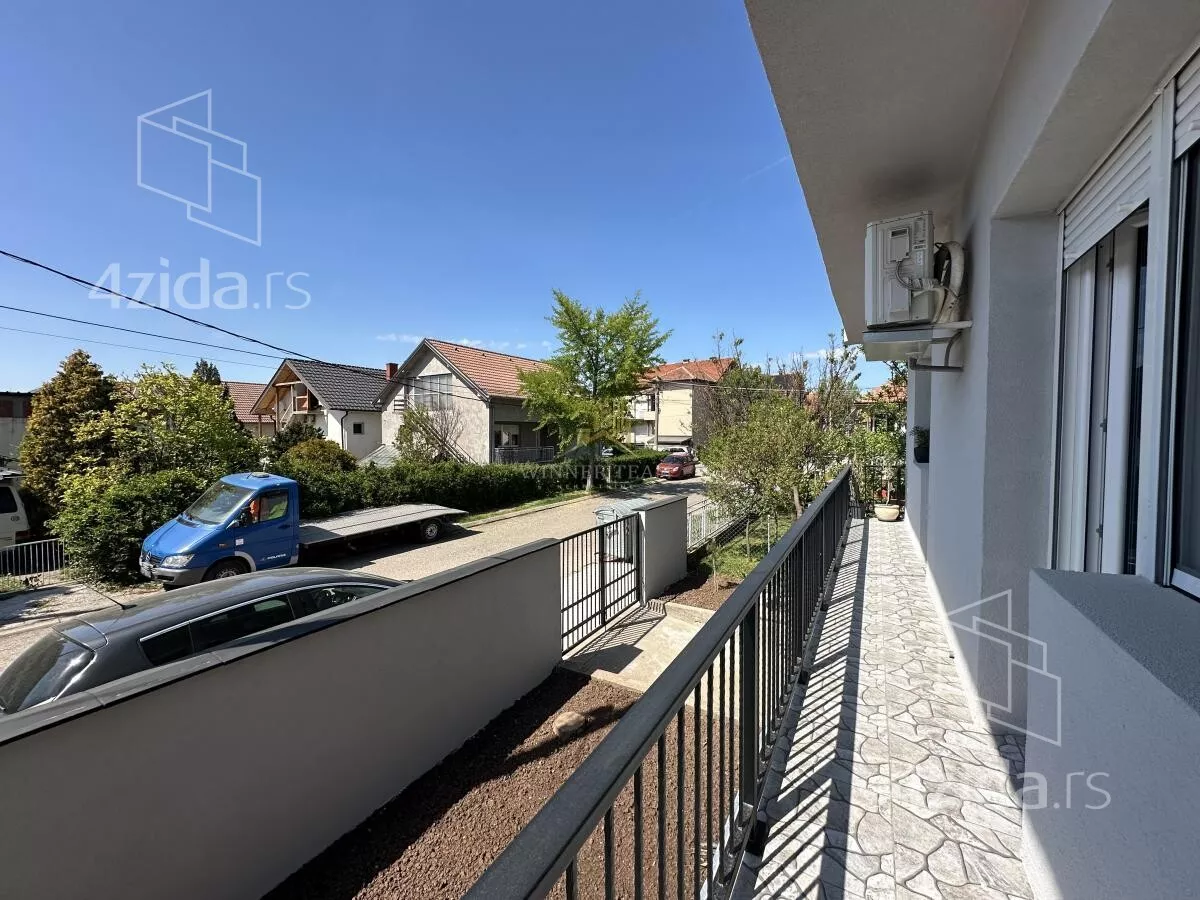 Kuća | 4zida