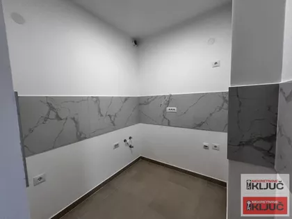 Petrovaradin | 4zida.rs