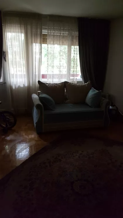 Trg Srpskih Ratnika | 4zida.rs