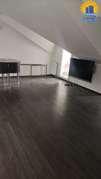 Kneževačka | 4zida.rs