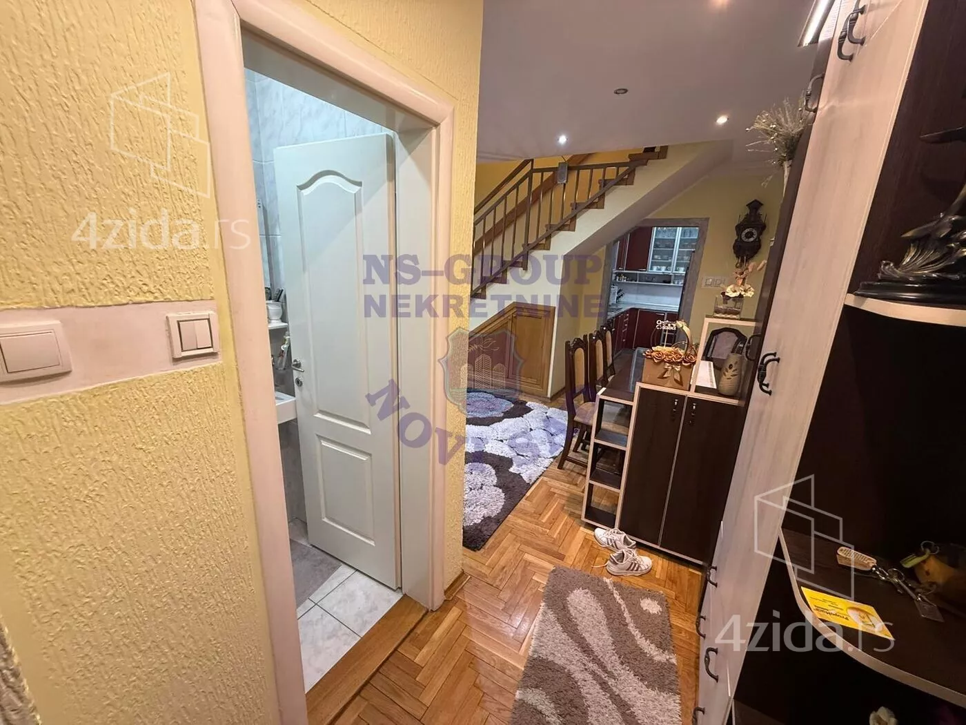 Troiposoban stan | 4zida