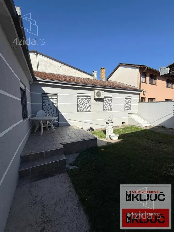 Kuća | 4zida