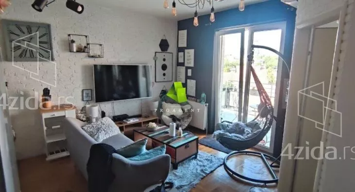 Jednoiposoban stan za izdavanje, Centar, 450€, 43m² - stampaj