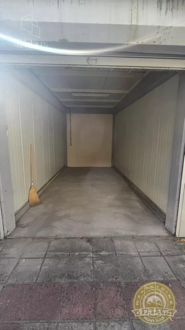 Garaža | 4zida