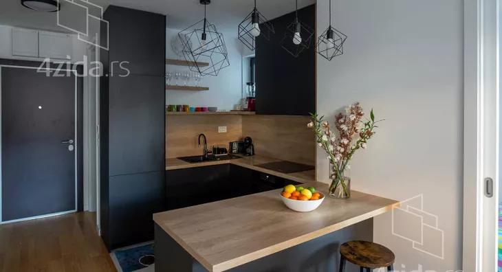 Jednoiposoban stan | 4zida