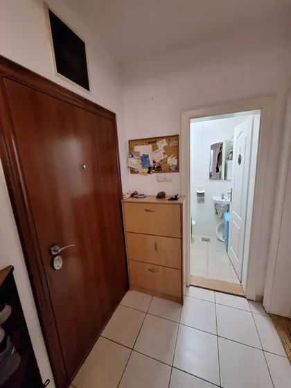 Janka Čmelika 20 | 4zida.rs