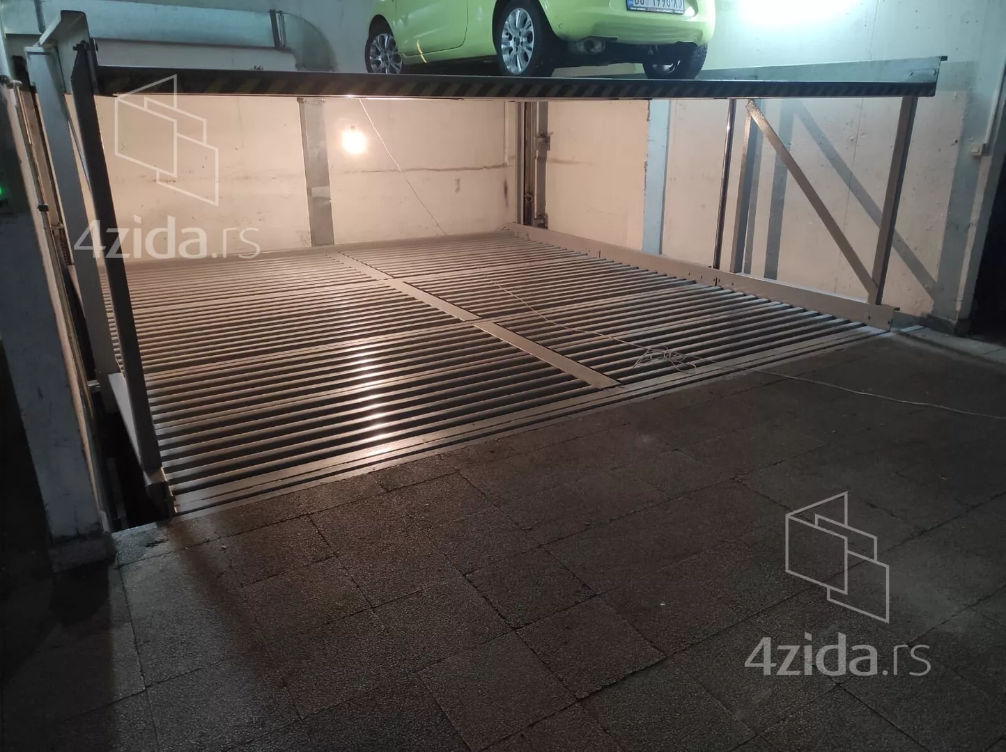 Garaža | 4zida