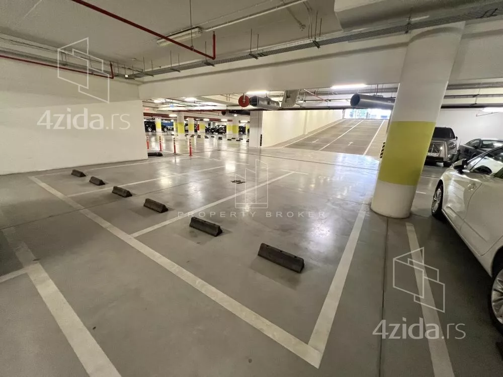 Garaža | 4zida