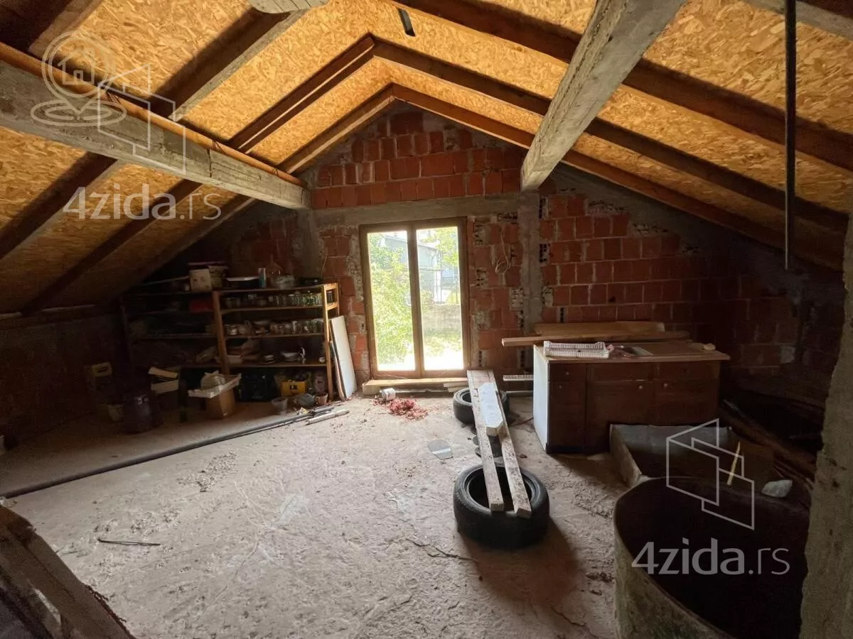 Kuća | 4zida