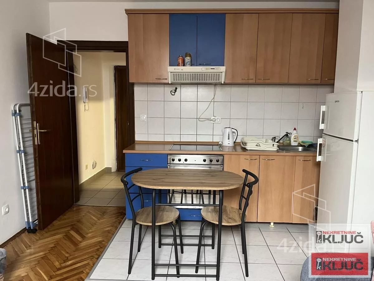 Garsonjera | 4zida