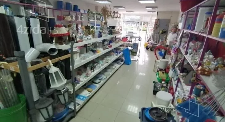 Poslovni prostor | 4zida